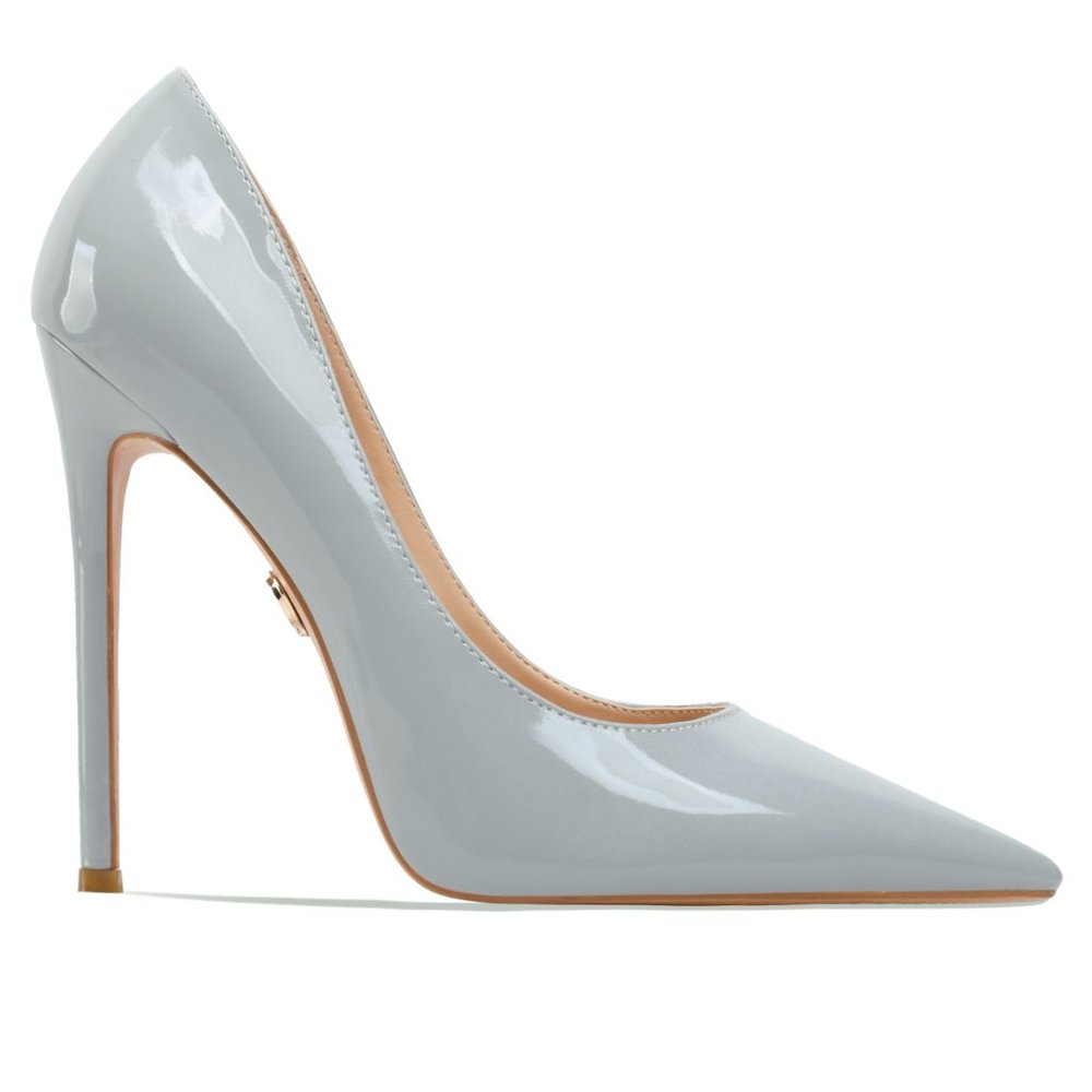 Petit Cadeau Leona - Classic and Sexy